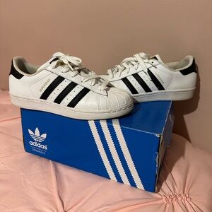 Adidas Superstar